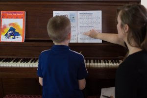 Piano and Voice Lessons Front Royal VA - Elizabeth Foeckler Studios
